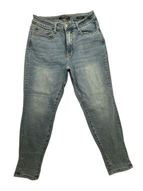 Judy Blue Los Angeles Boyfriend Fit Jeans Size 14W Medium Wash